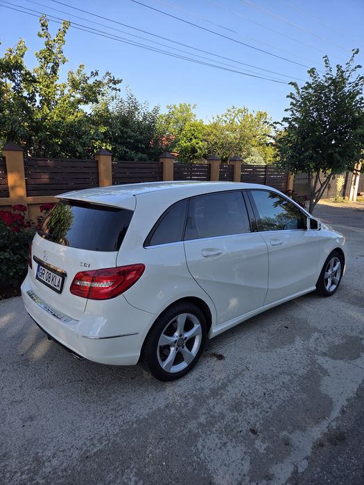 Mercedes  B- Class (Accept Variante)