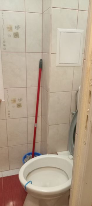 Închiriez camera de cămin