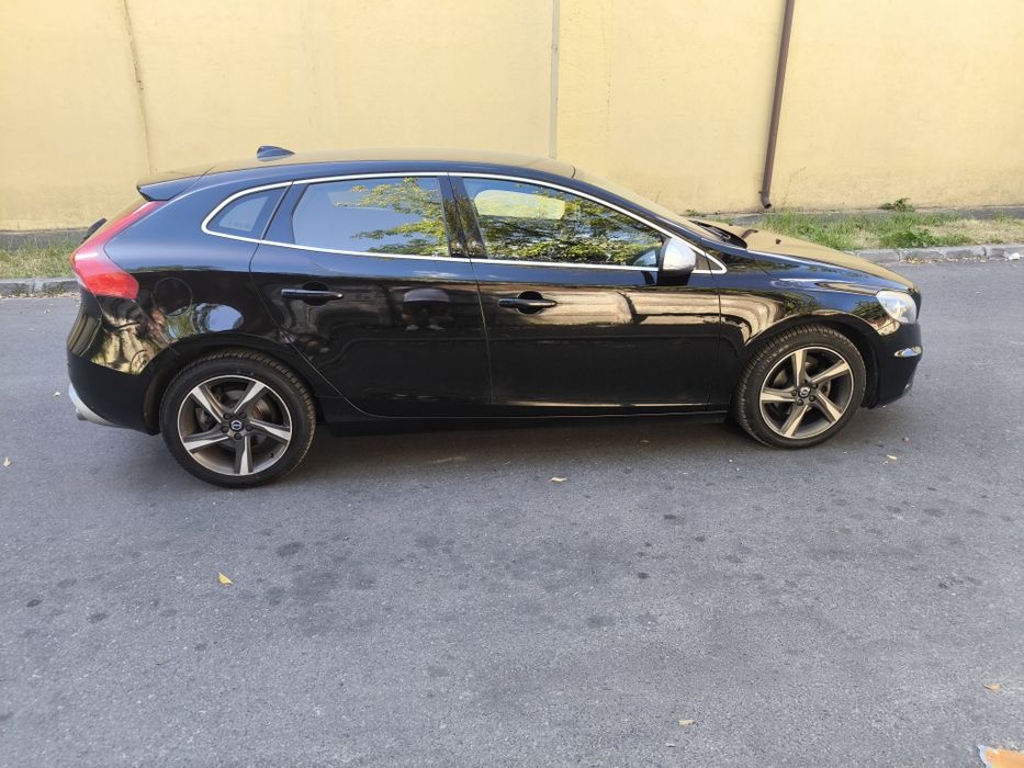 De vânzare Volvo V40