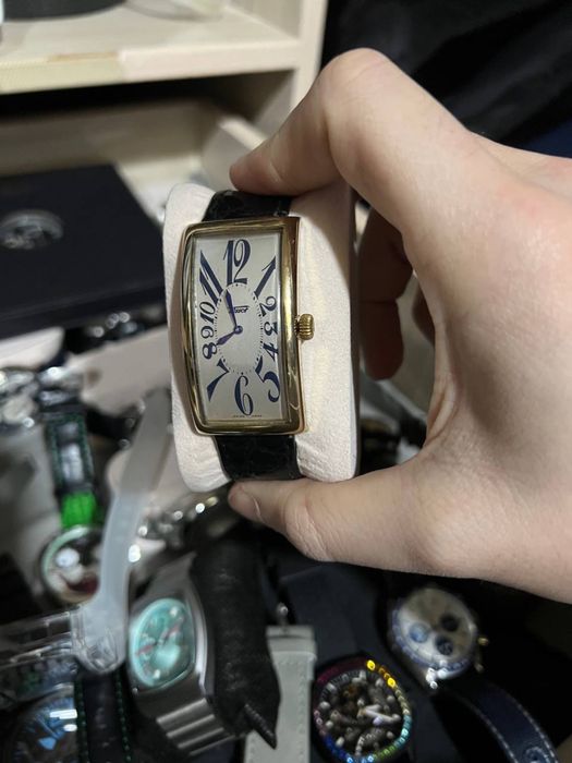 Стильные часы Tissot Prince