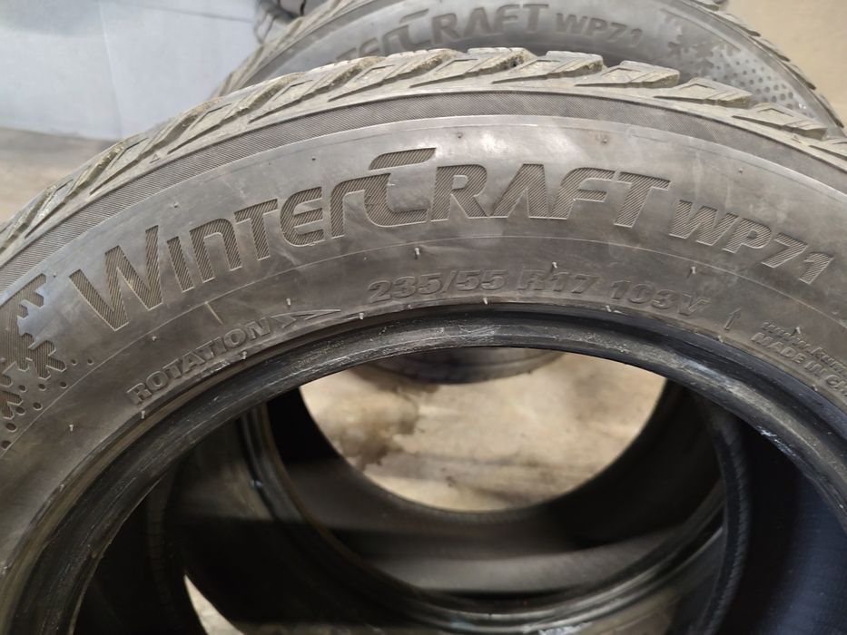 Зимни гуми KUMHO 235/55/17