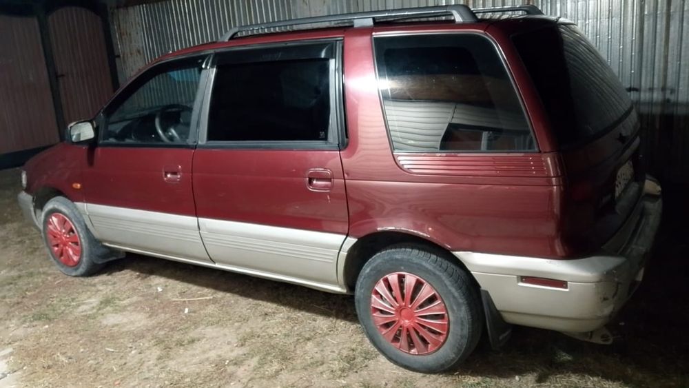 Митсубиси спец вагон сатылады