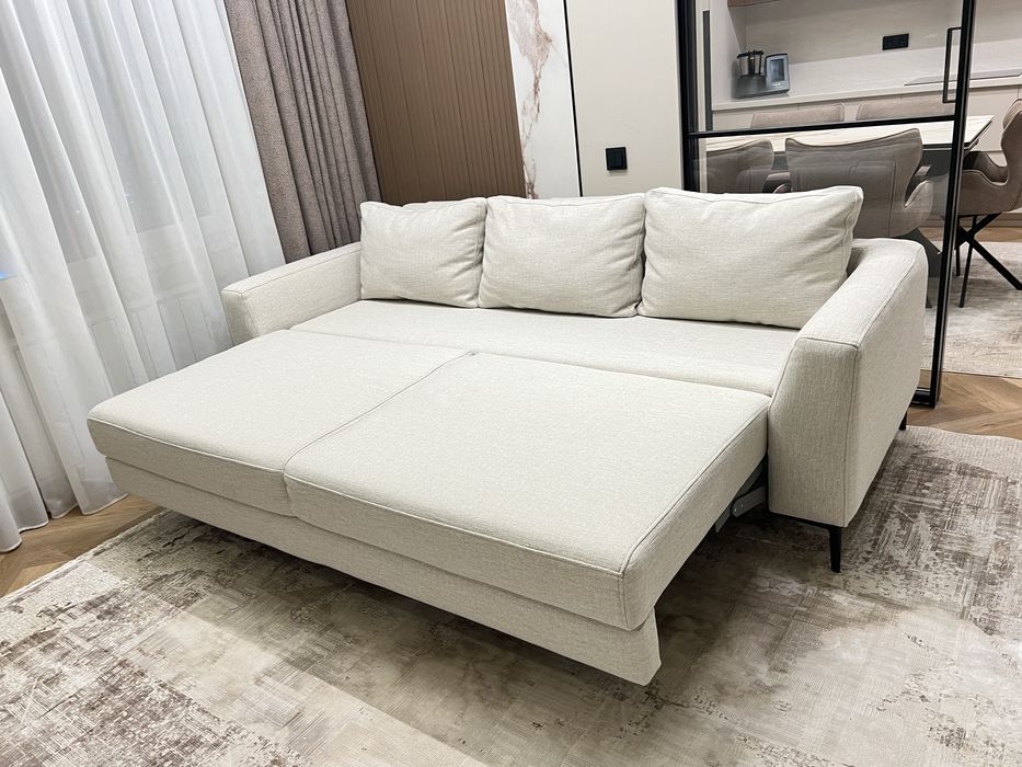 Срочно продам новый диван размер 2,3м