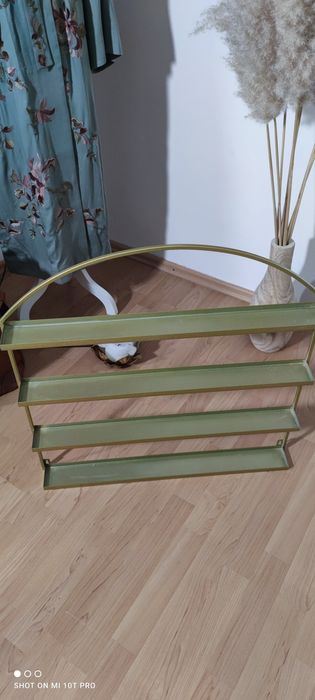 Etajera vintage deosebita