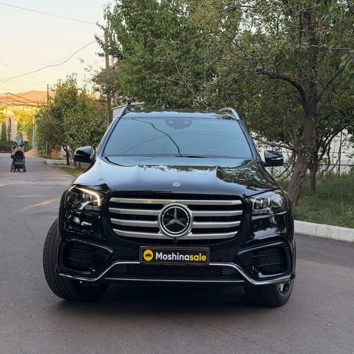 Mercedes benz GLS 450