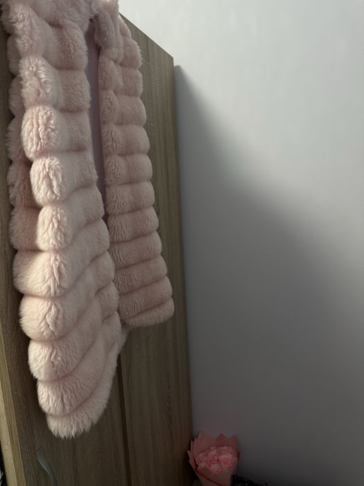 Розово пухкаво елече