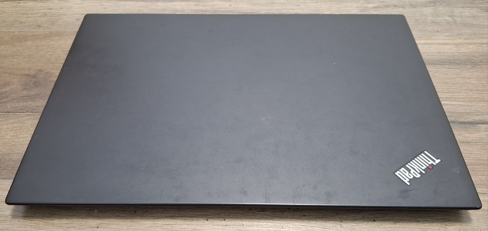 Lenovo ThinkPad T14S | I5 10210U | 8GB RAM | 256 SSD