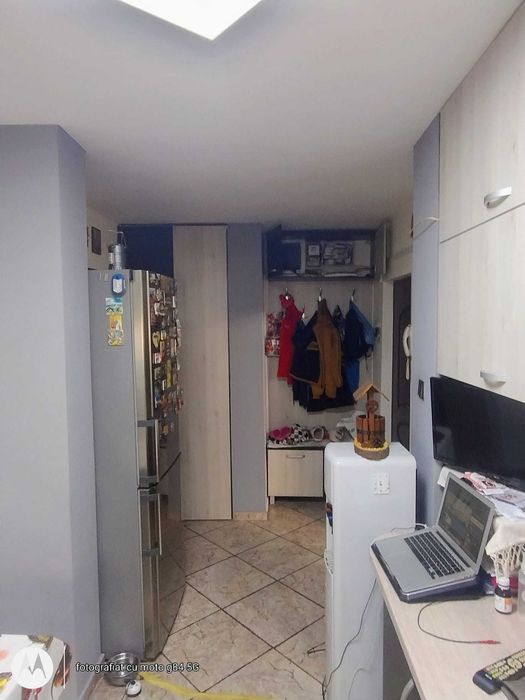 Vând apartament 3 camere