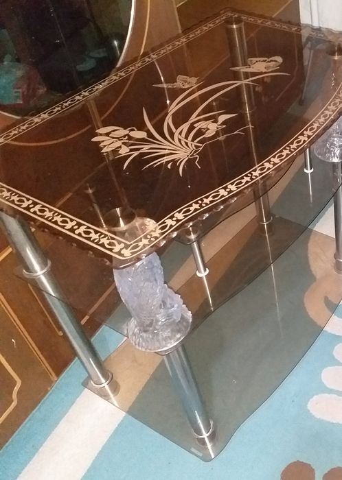 Тумбы под ТВ    разные модели