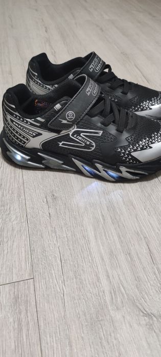 Детские кроссовки SKECHERS  34размер