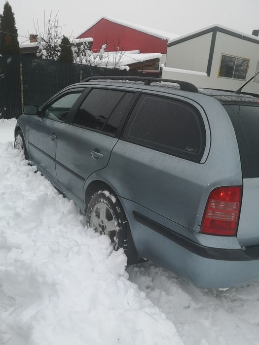 Vând Skoda Octavia 1 1.9 tdi asv 2002 diesel 81kw 110CP