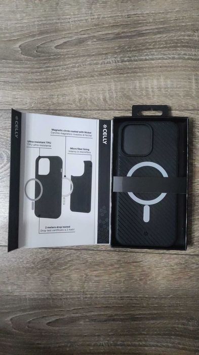 Husa de protectie Celly iPhone 15 Pro Max, cu MagSafe, rigid, Negru