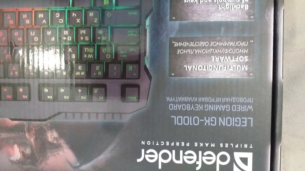 Продам игровую клавиатуру в отличном состоянии