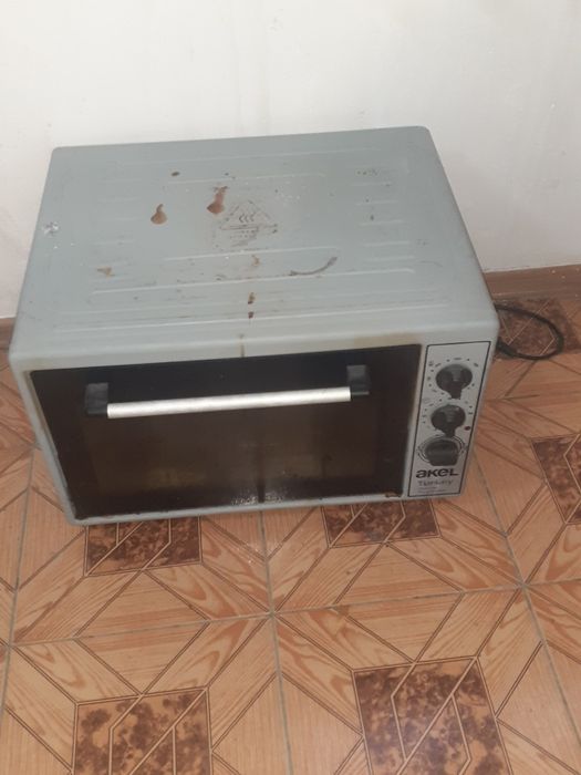 Продам духовка робочй