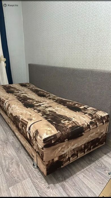 продается тахта в отличном состояний
