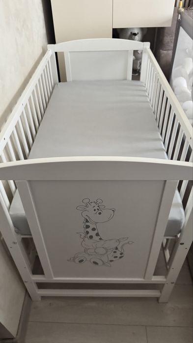 Pătuț bebe din lemn