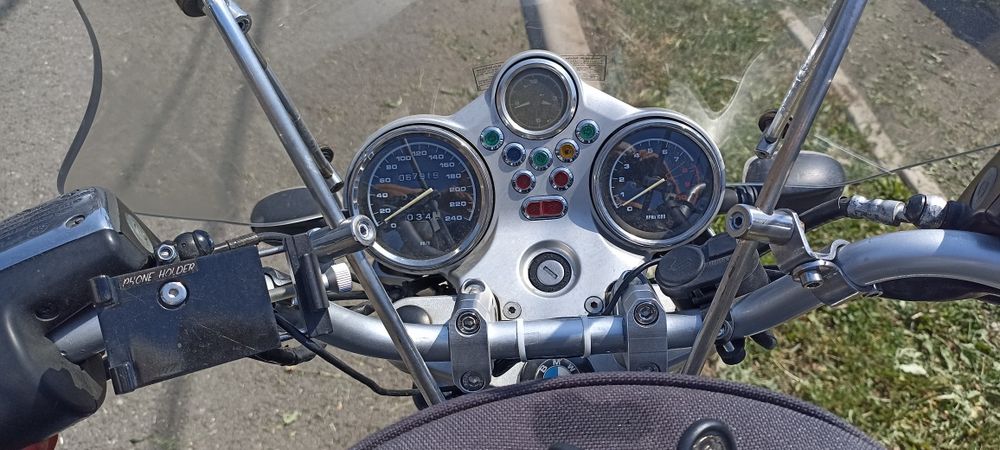 BMW r 850r  original, stare foarte bună. OFERTĂ De VARĂ  .  An 2004 ..