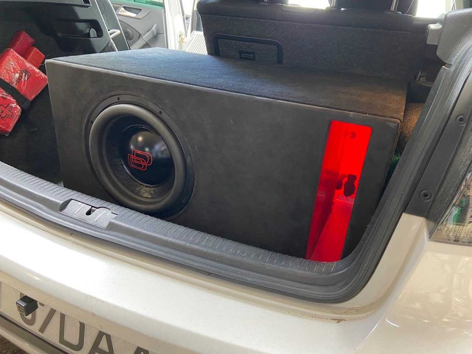 Subwoofer High-End DD Audio 9512i + Incinta Custom Tego/Alcantara