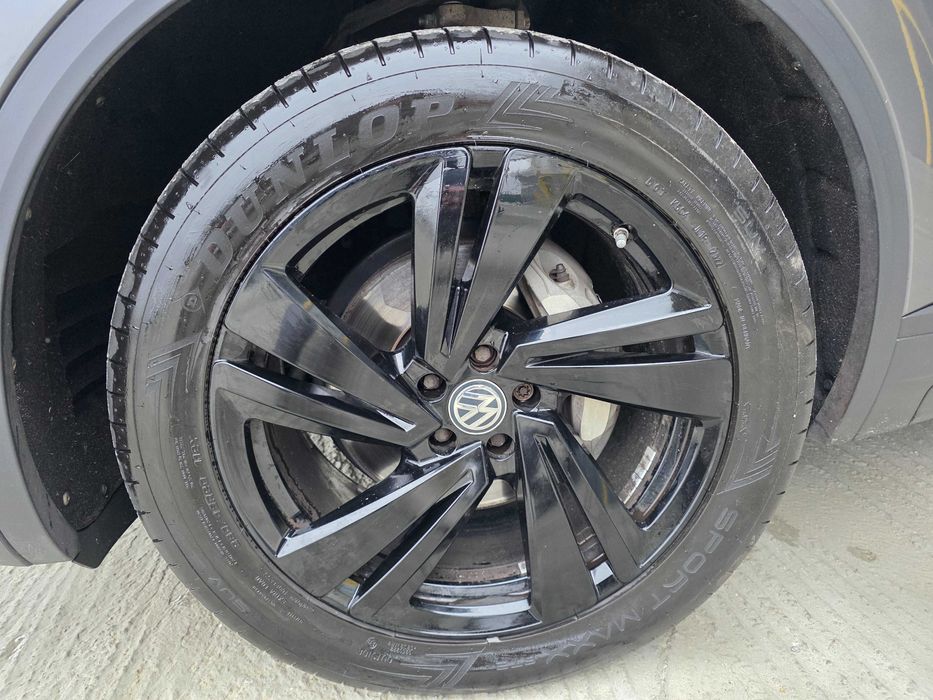 Set 4 roti de iarna originale VW Touareg 3 black 20″ ANVELOPE DE VARA