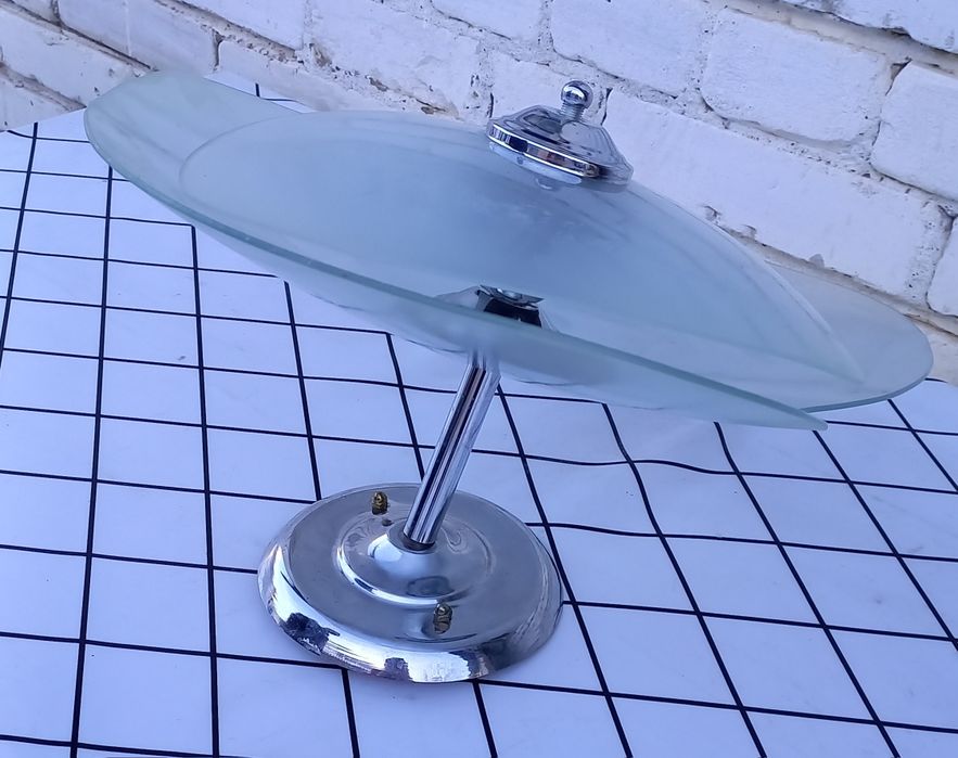 Продам срочно в отличном рабочем состоянии люстру