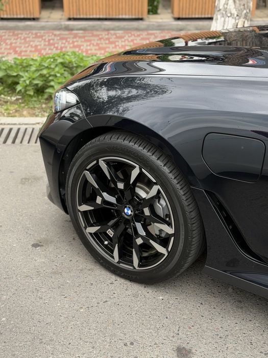 Bmw i5 diska balon 245 45 R19