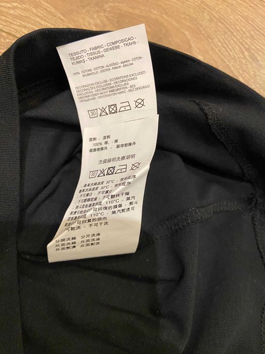 Оригинална тениска Emporio Armani, черна, размери: M, L и XL