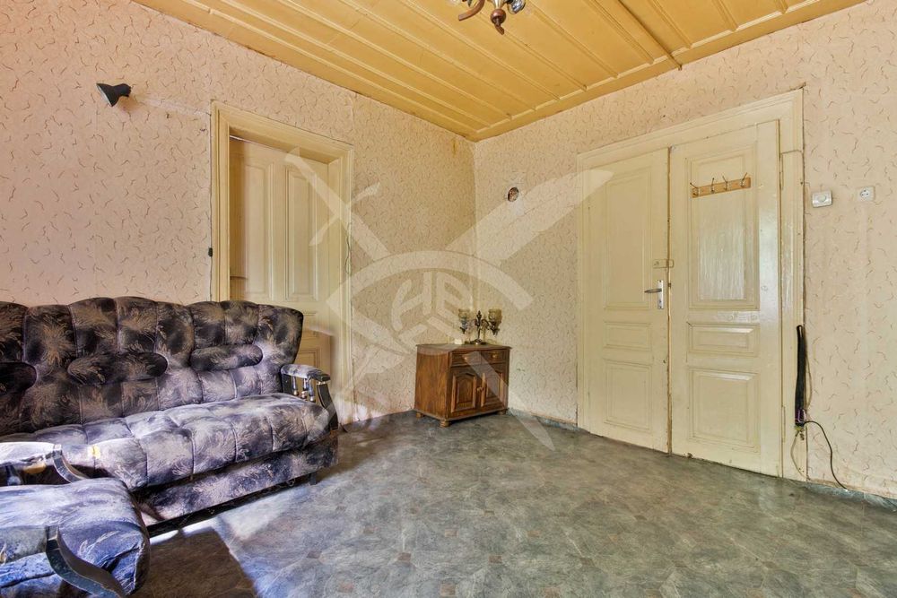 Продава се Етаж от къща в София, Център - 108 кв.м за 1204 €/кв.м - Снимка #1