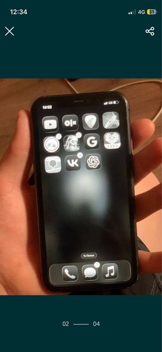 Обменяю iphone 11 с минусом