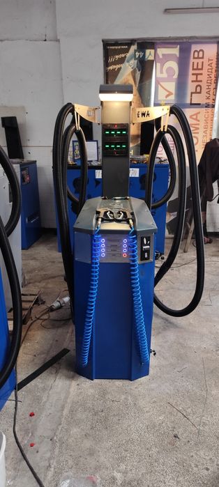 Прахосмукачка Турбинна с два поста +въздух+парфюм+препарат за гуми