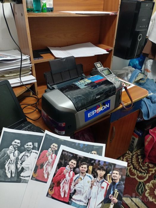 Epson 320 juda tezkor 6 ta rangli printer zaprafka tola ishga tayyor