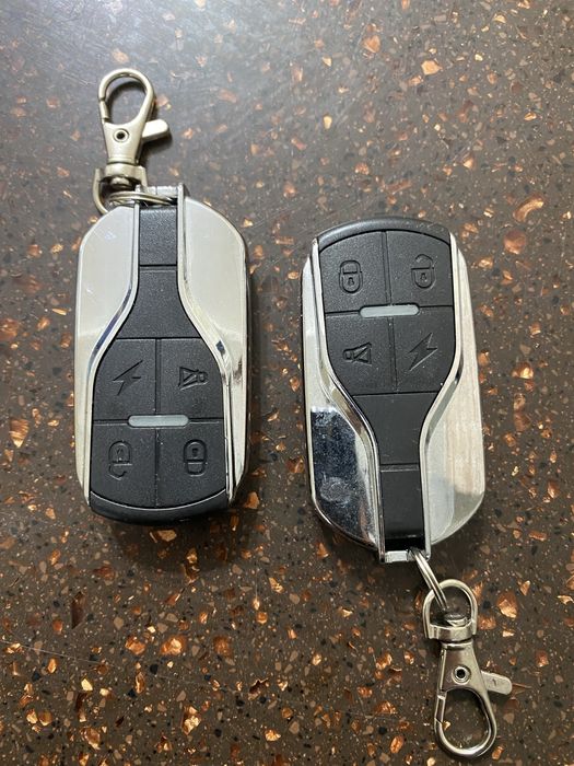 Электросамокат в отличном состояний