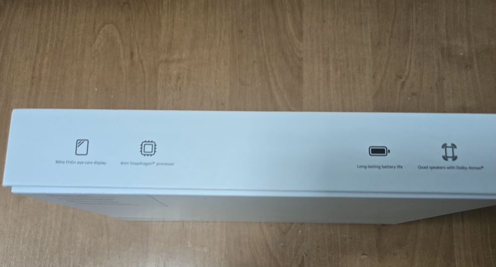 Продам планшет Redmi  Pad SE в отличном состоянии.