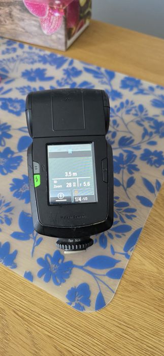 Blitz Metz 64 AF-1 touchscreen