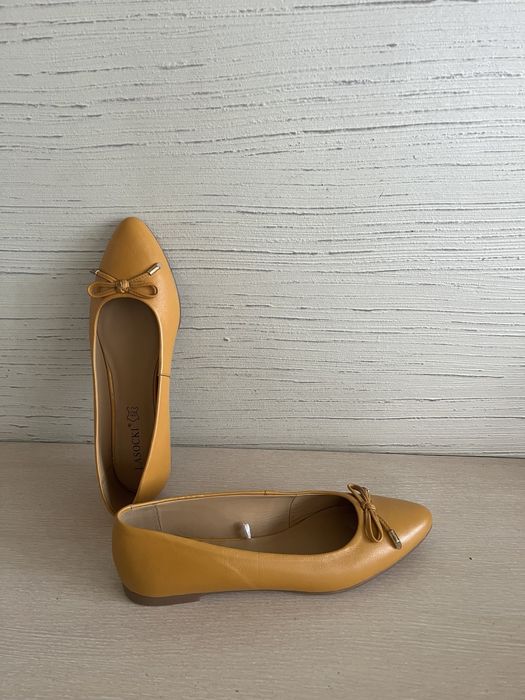 Нови обувки от естествена кожа.Номер -39