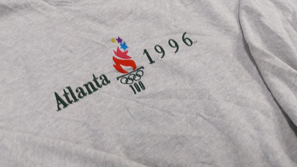 Champion суичър L размер мъжки