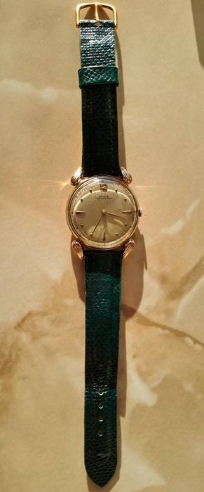Vând ceas Doxa aur roz 14K fabricat în anii 40