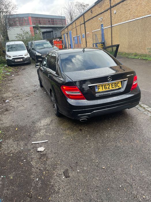 Mercedes W204 C220 на части