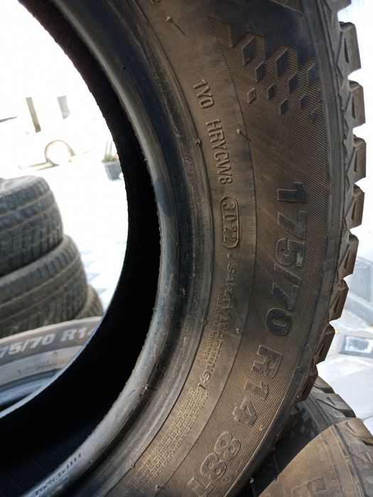 Продам зимнию резину