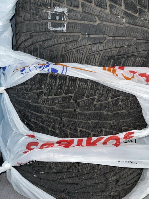 Продам шины Nokian