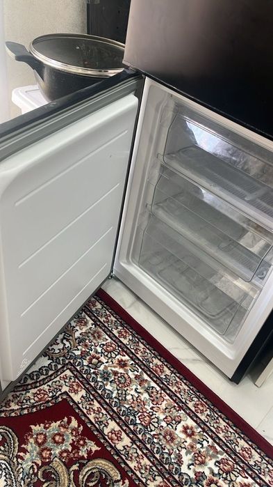 Буу стиралка и холодильник