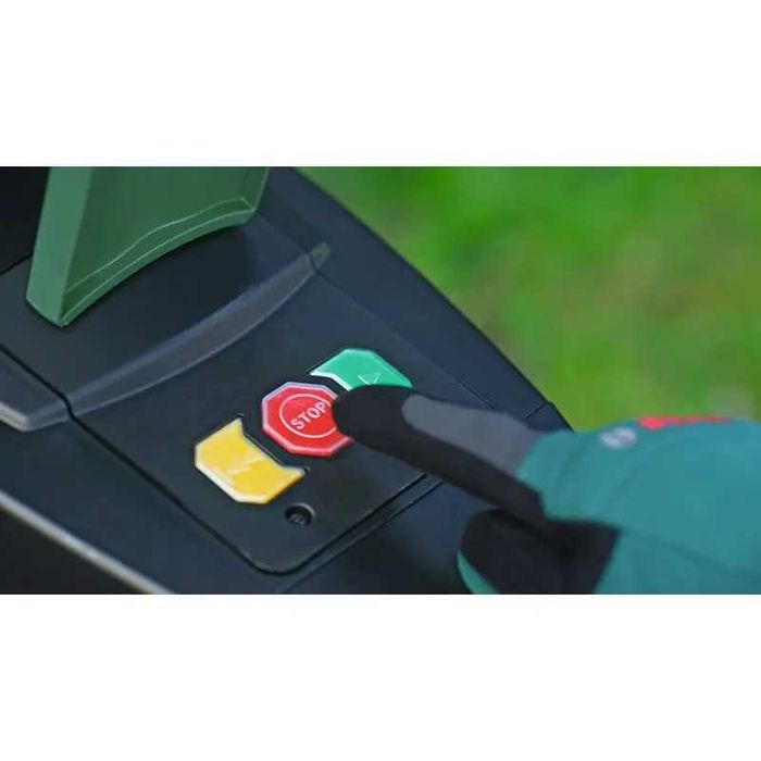 Bosch Tocător de deșeuri de grădină 2500 W