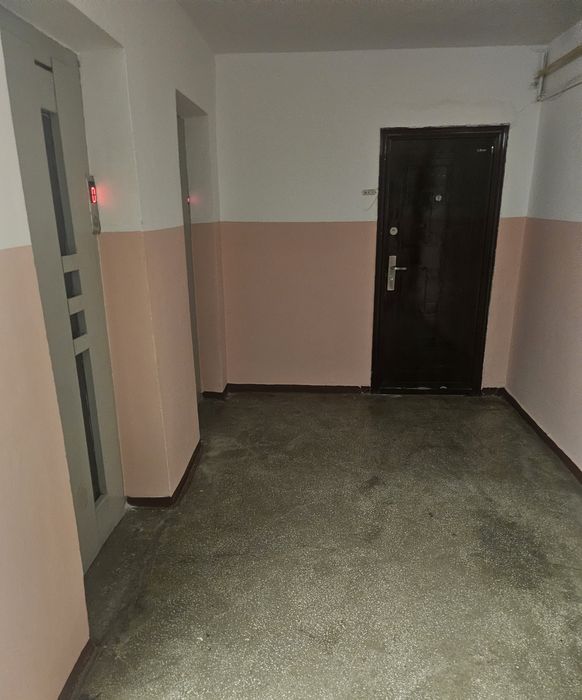 Apartament de vanzare, 3 camera,etajul  1