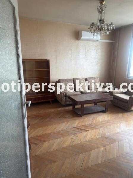 Продава се Двустаен апартамент в Пловдив, Кючук Париж - 64 кв.м за 1480 €/кв.м - Снимка #2