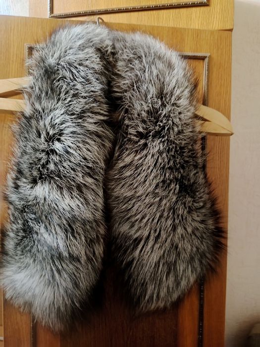 Меховой воротник чернобурка