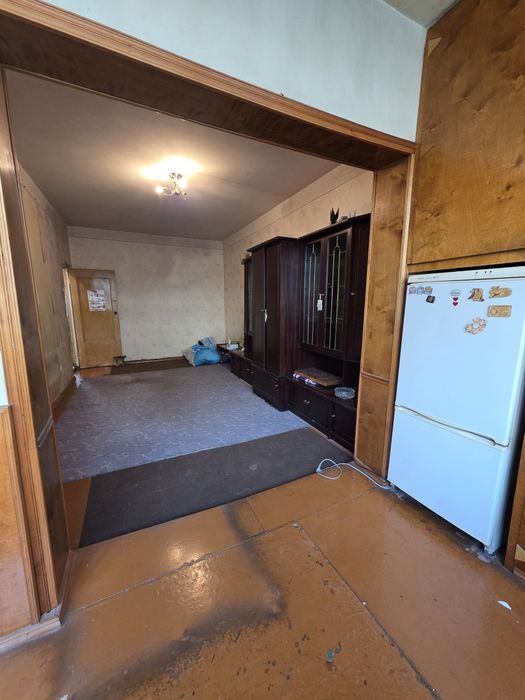 Юнусабад 12 метро Туркестан 3/1/5 балкон 2х6м