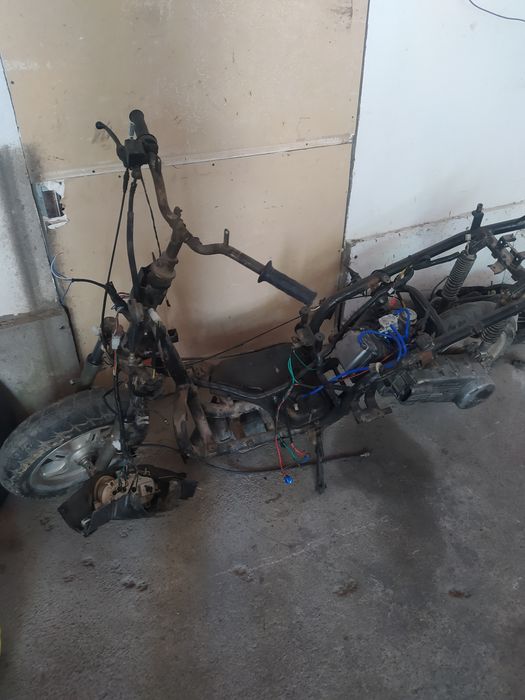 Skuter sotiladi hyonsung