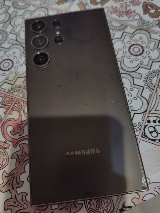 Самсунг с24 ультра вроде