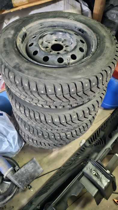 Резина с дисками  ваз 4×98