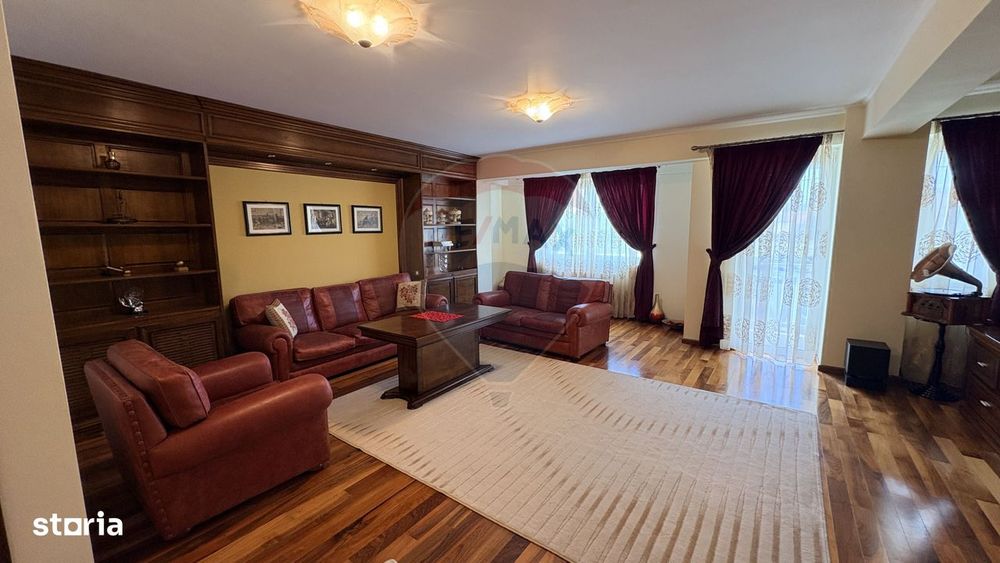 Apartament cu design clasic din lemn masiv – eleganță autentică — fotografia 3