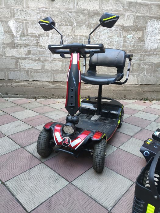 Продам электро скутер 4 колесный